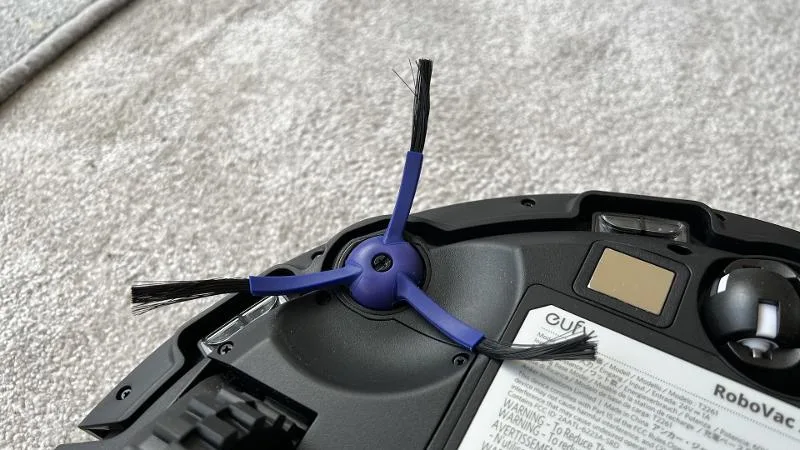Eufy RoboVac X8 robot vacuum image 3